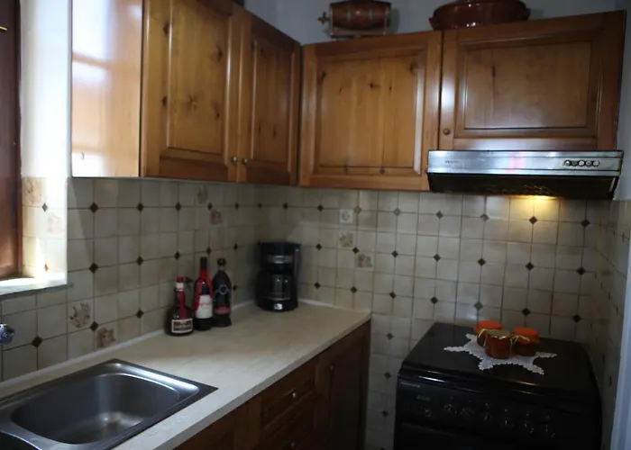 Archontiko Repana - Stone Retreat