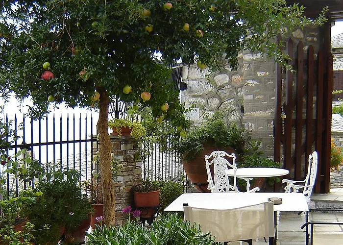 Archontiko Repana - Stone Retreat Gæstehus Makrinítsa