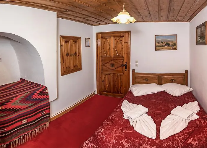 Archontiko Repana - Stone Retreat Gæstehus